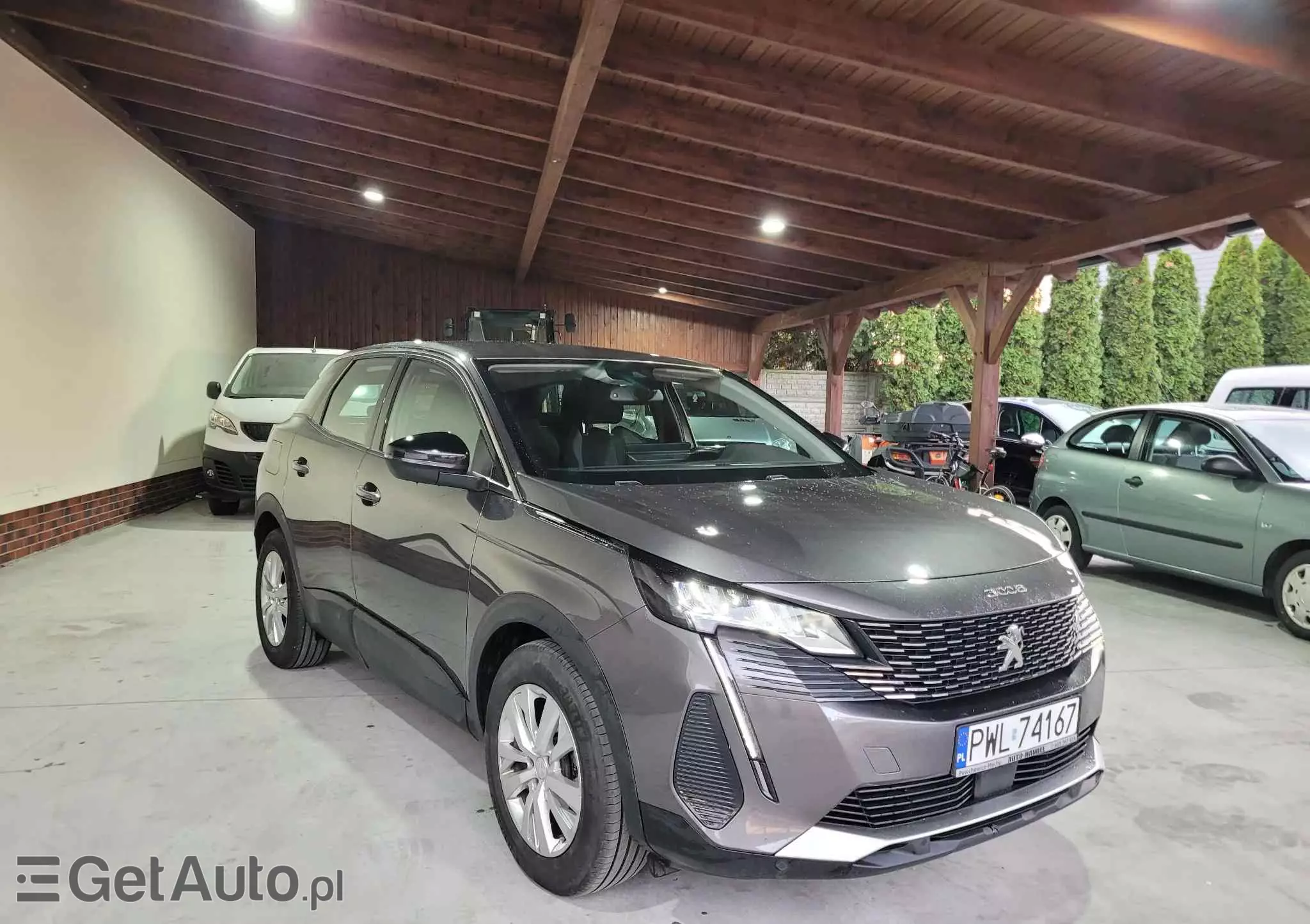 PEUGEOT 3008 1.5 BlueHDi Active S&S EAT8