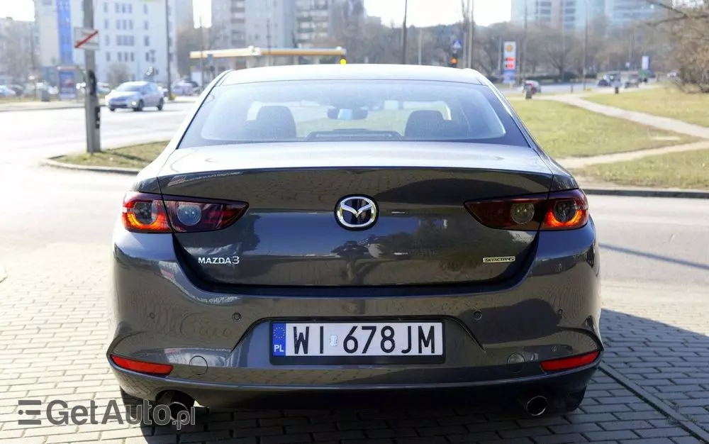 MAZDA 3 