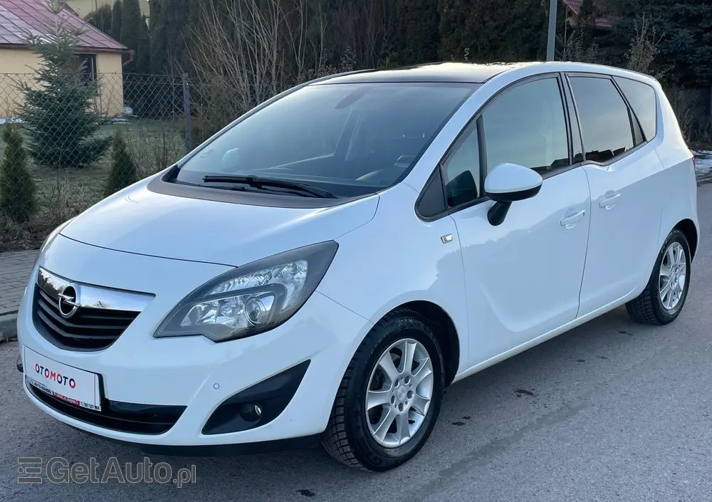 OPEL Meriva 1.4 T Essentia