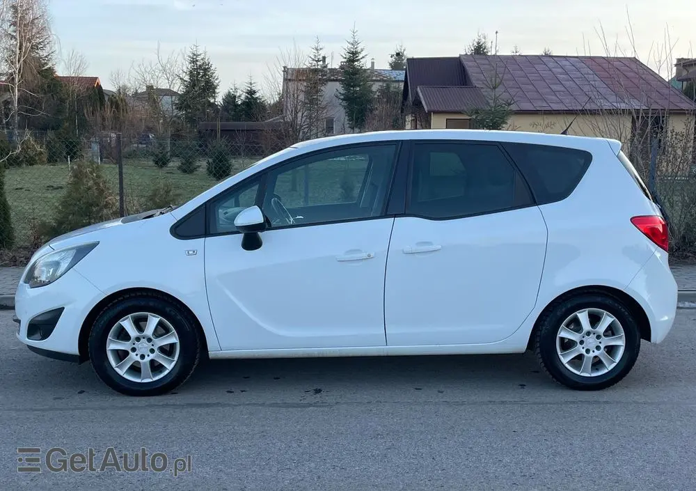 OPEL Meriva 1.4 T Essentia