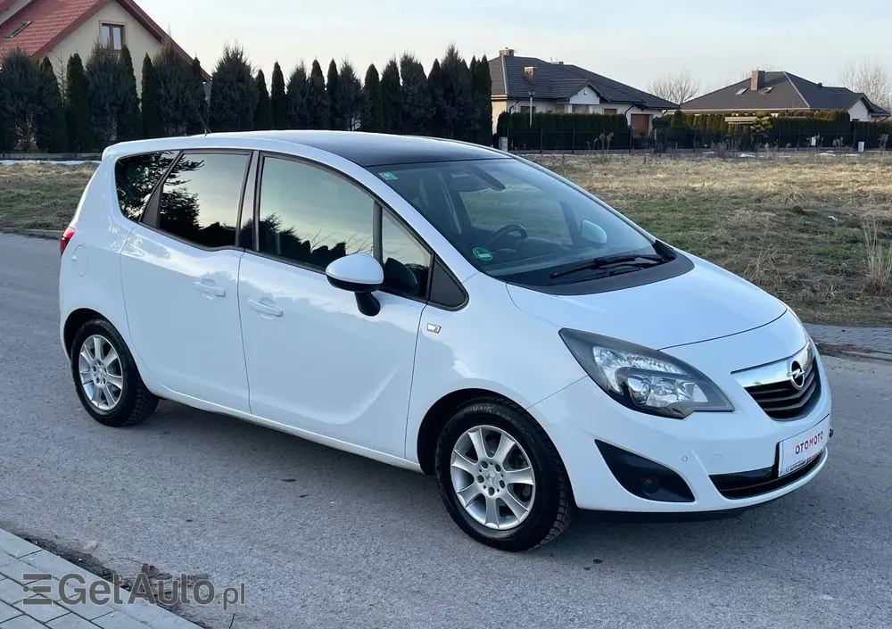 OPEL Meriva 1.4 T Essentia