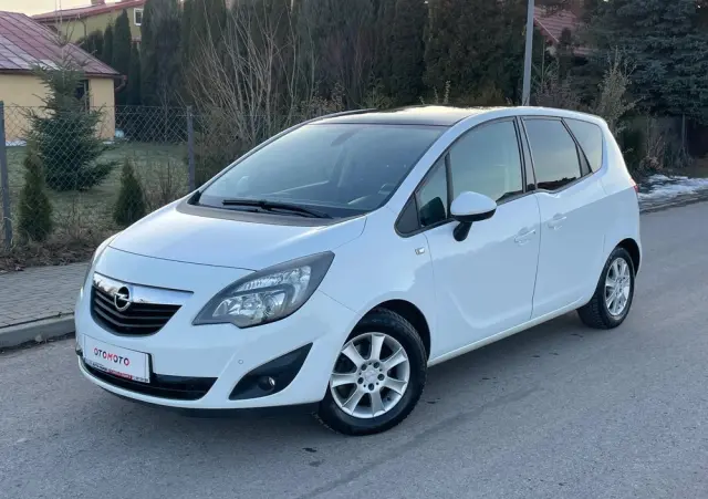 OPEL Meriva 1.4 T Essentia