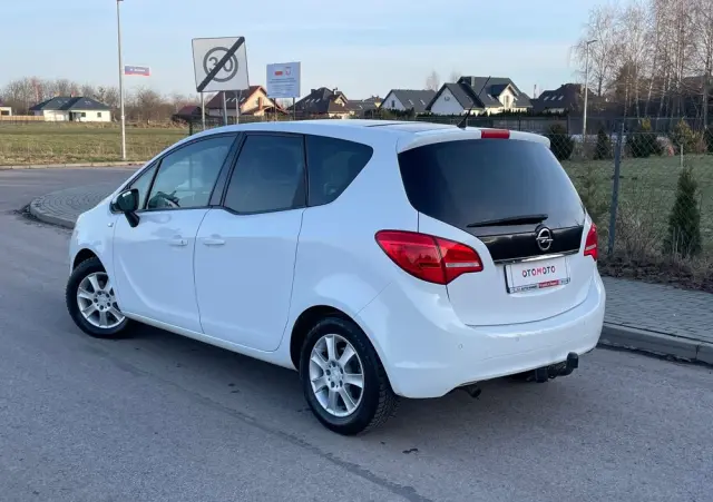 OPEL Meriva 1.4 T Essentia