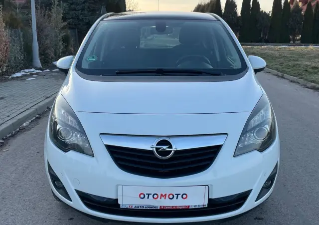OPEL Meriva 1.4 T Essentia