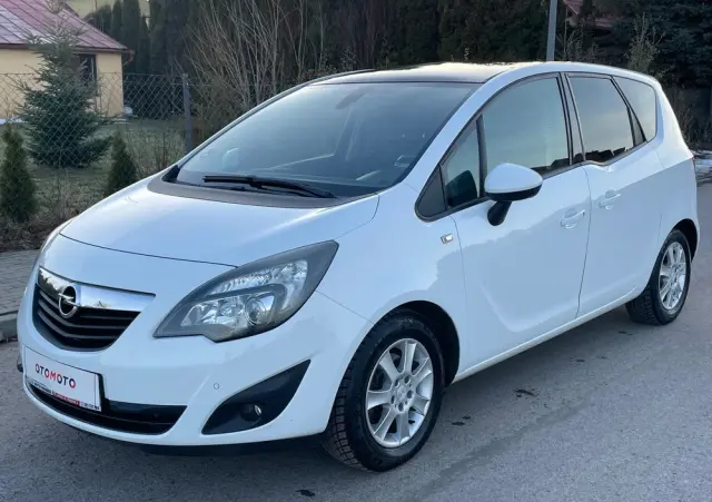 OPEL Meriva 1.4 T Essentia