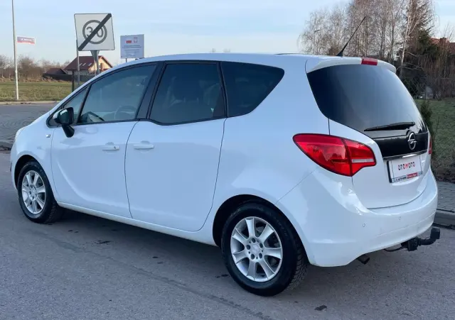 OPEL Meriva 1.4 T Essentia