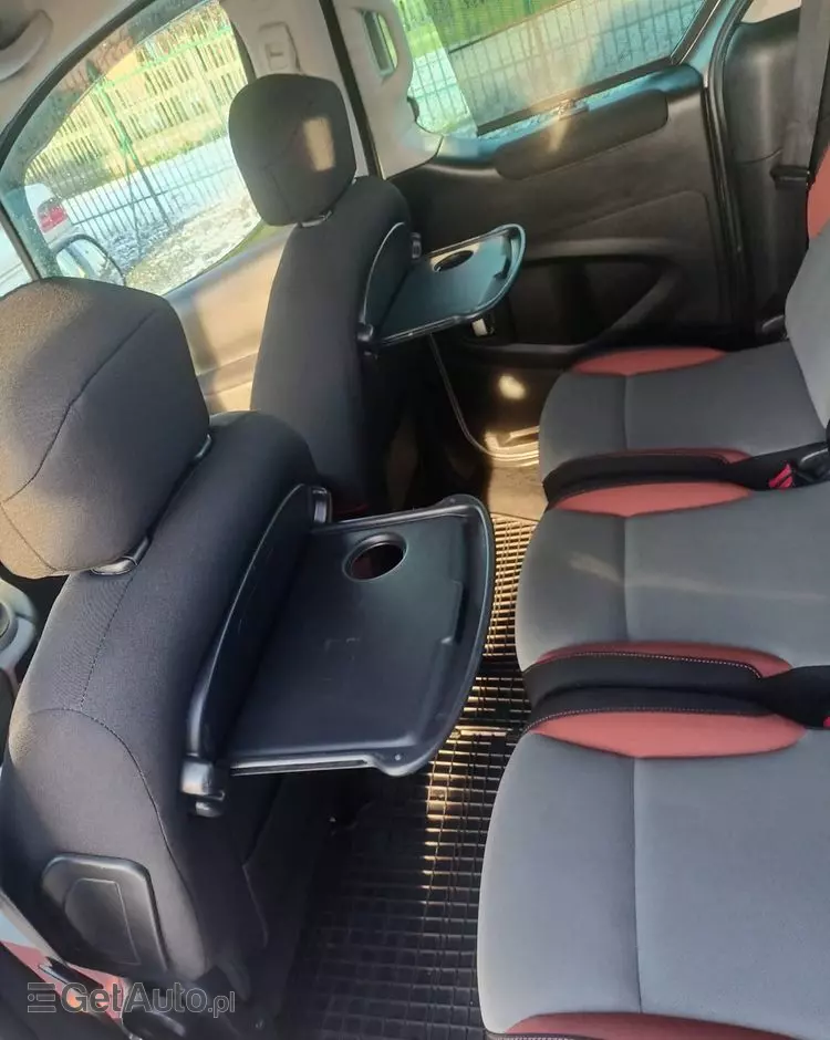 PEUGEOT Partner Tepee BlueHDi 100 Stop&Start Allure