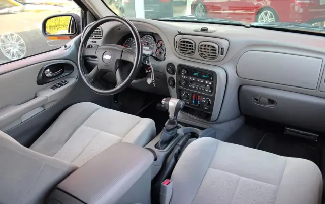 CHEVROLET Trailblazer 4.2 LS 4WD