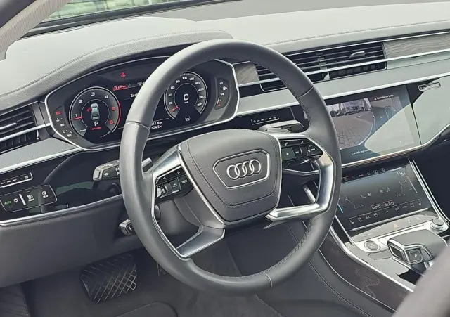 AUDI A8 50 TDI quattro tiptronic
