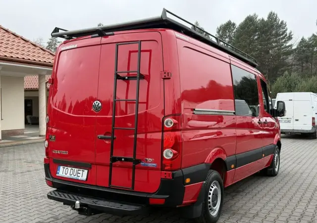 VOLKSWAGEN Crafter 