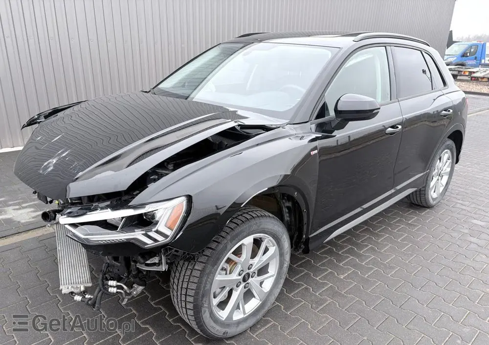 AUDI Q3 45 TFSI Quattro S tronic S line