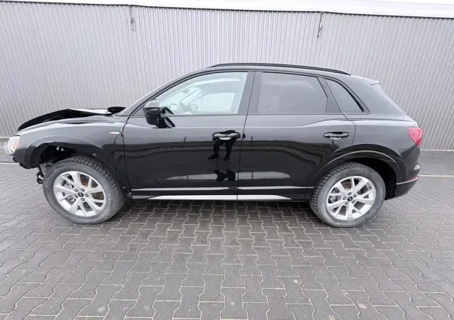 AUDI Q3 45 TFSI Quattro S tronic S line