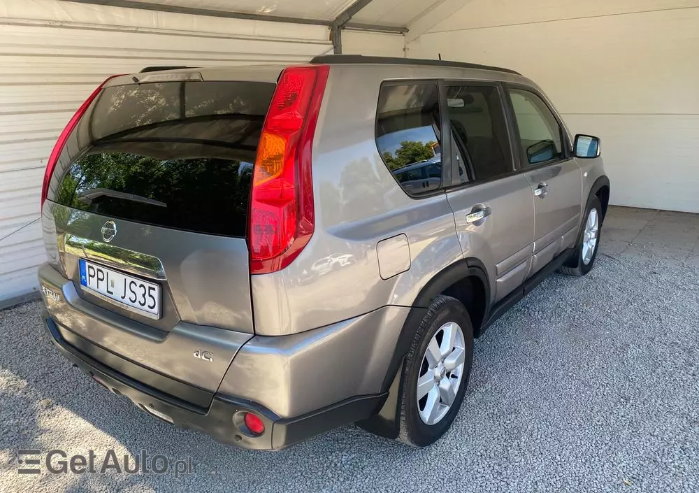 NISSAN X-Trail 2.0 dCi 4x4 DPF Platinum