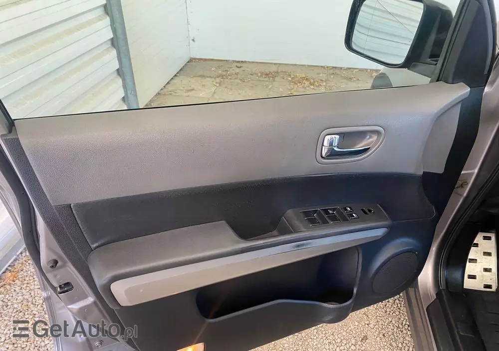 NISSAN X-Trail 2.0 dCi 4x4 DPF Platinum