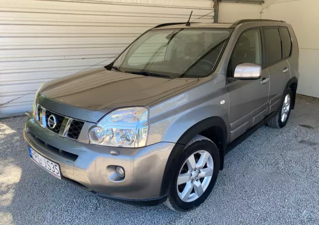 NISSAN X-Trail 2.0 dCi 4x4 DPF Platinum