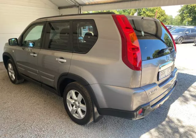NISSAN X-Trail 2.0 dCi 4x4 DPF Platinum
