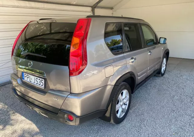 NISSAN X-Trail 2.0 dCi 4x4 DPF Platinum