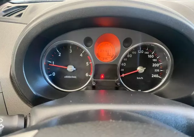 NISSAN X-Trail 2.0 dCi 4x4 DPF Platinum