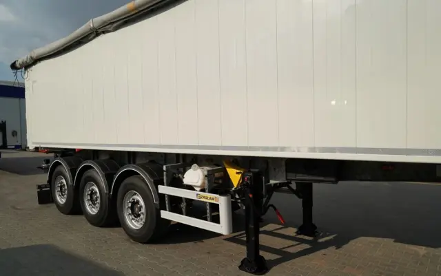 ZASLAW WYWROTKA ALUMINIOWA / 43 m3 /  OŚ PODNOSZONA / OSIE SAF 