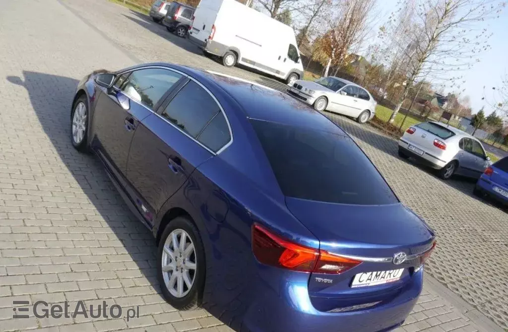 TOYOTA Avensis 
