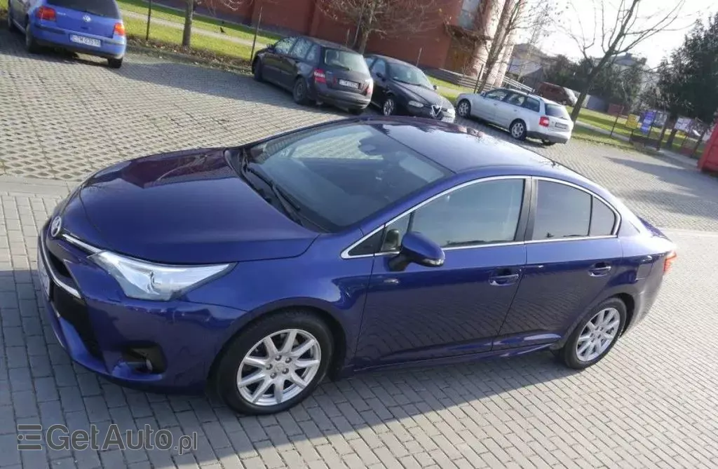 TOYOTA Avensis 