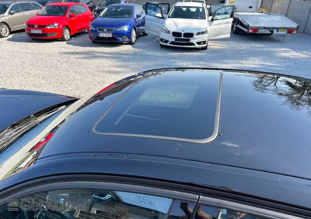 BMW Seria 3 330i GPF Sport Line