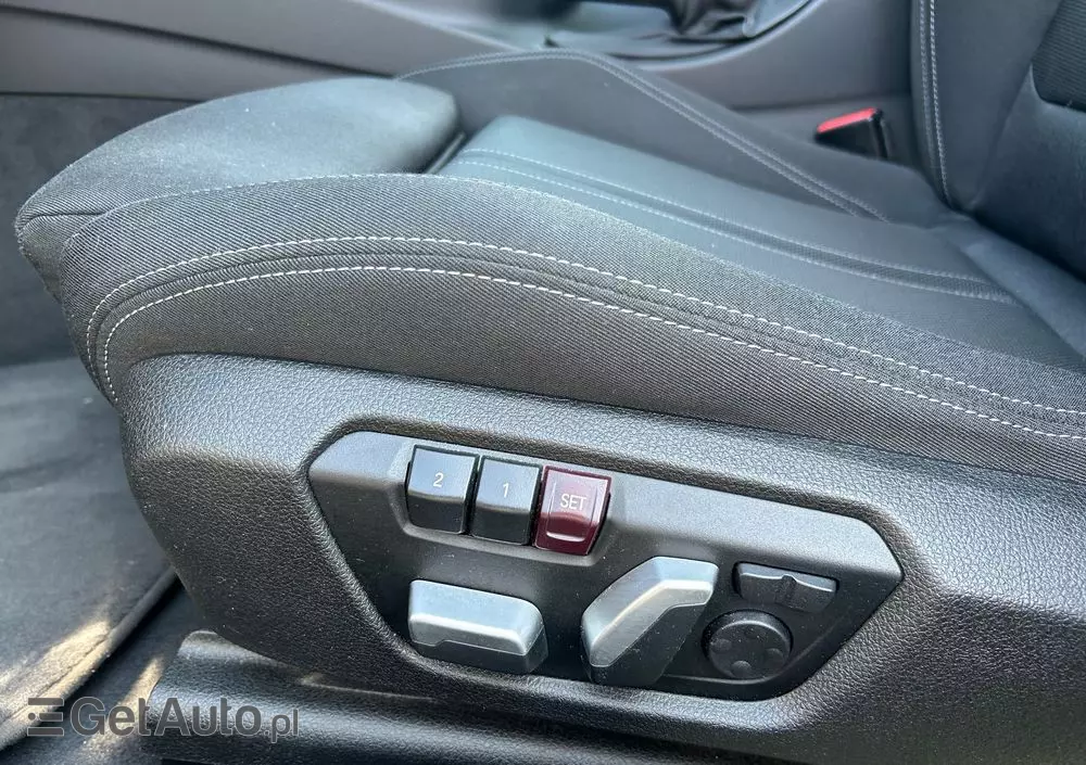 BMW Seria 3 330i GPF Sport Line