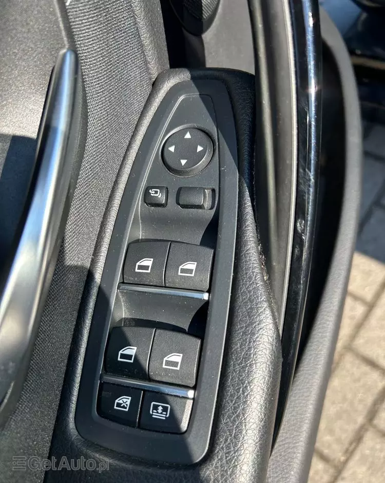 BMW Seria 3 330i GPF Sport Line