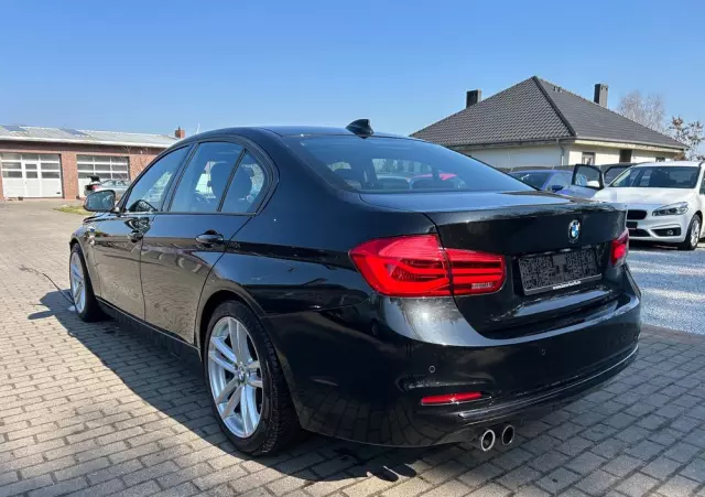 BMW Seria 3 330i GPF Sport Line