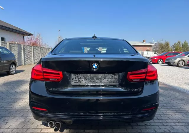 BMW Seria 3 330i GPF Sport Line