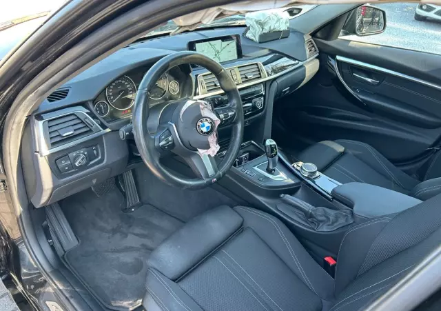 BMW Seria 3 330i GPF Sport Line