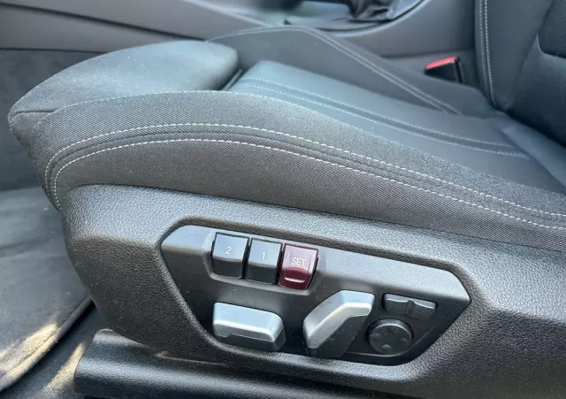 BMW Seria 3 330i GPF Sport Line