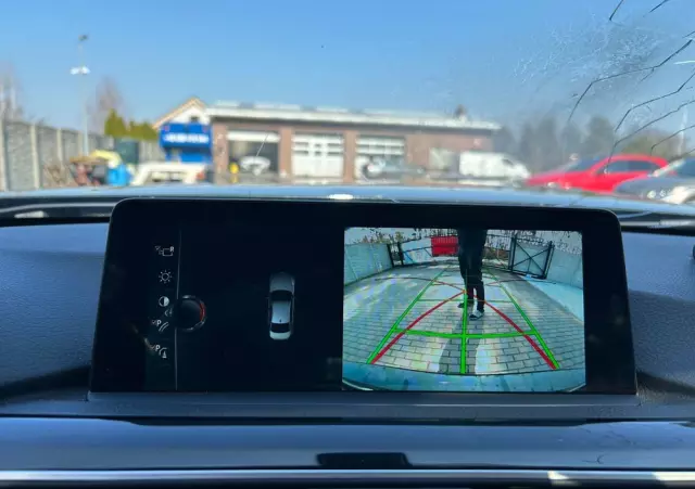 BMW Seria 3 330i GPF Sport Line