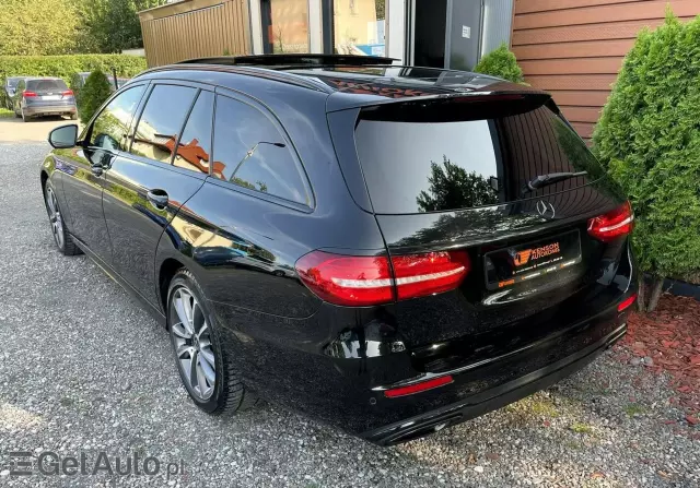 MERCEDES-BENZ Klasa E 