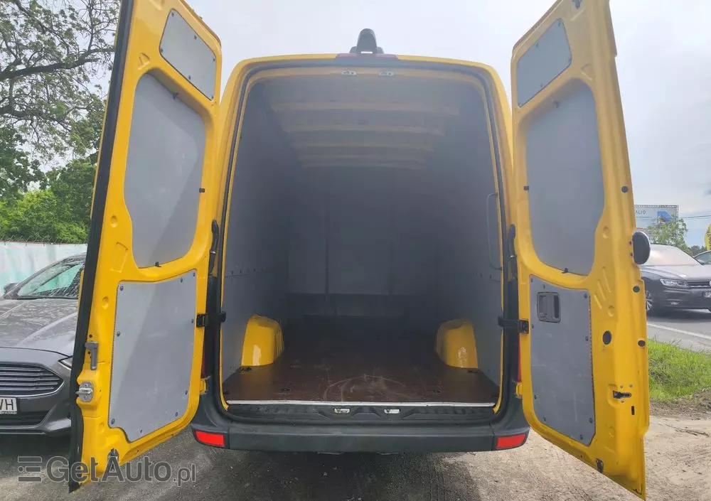 VOLKSWAGEN Crafter MAXI brygadówka 7 osób