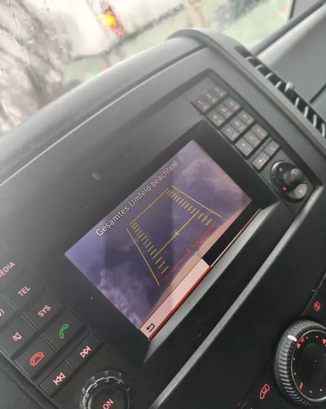 VOLKSWAGEN Crafter MAXI brygadówka 7 osób