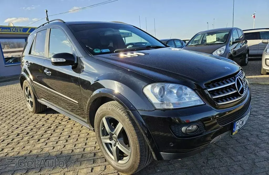 MERCEDES-BENZ ML 