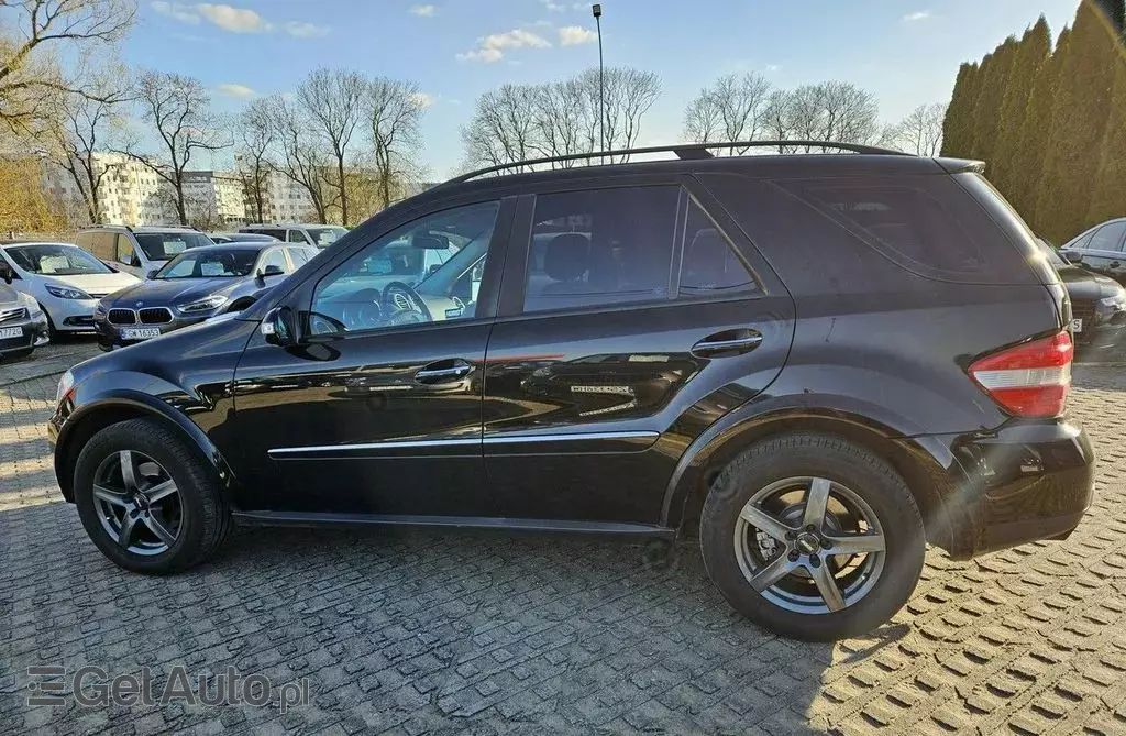 MERCEDES-BENZ ML 