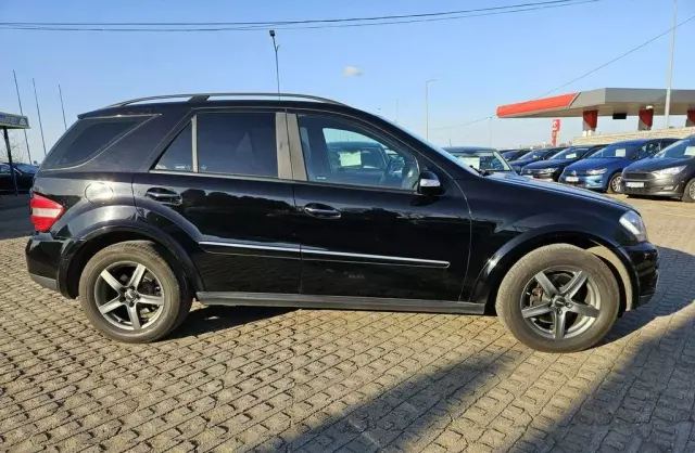 MERCEDES-BENZ ML 