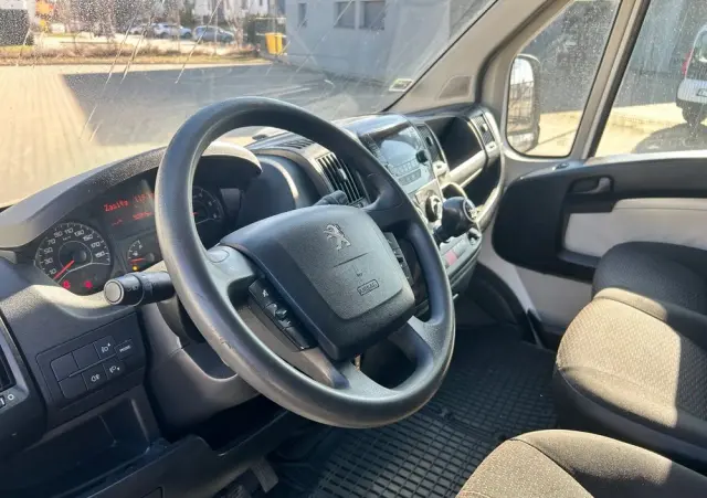 PEUGEOT BOXER 