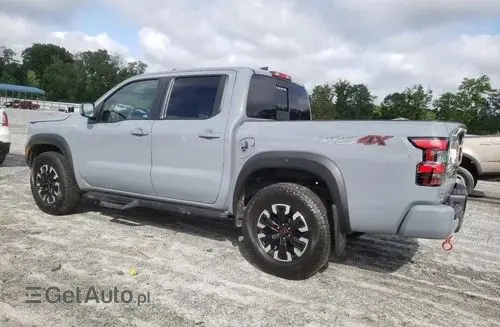 NISSAN Frontier 