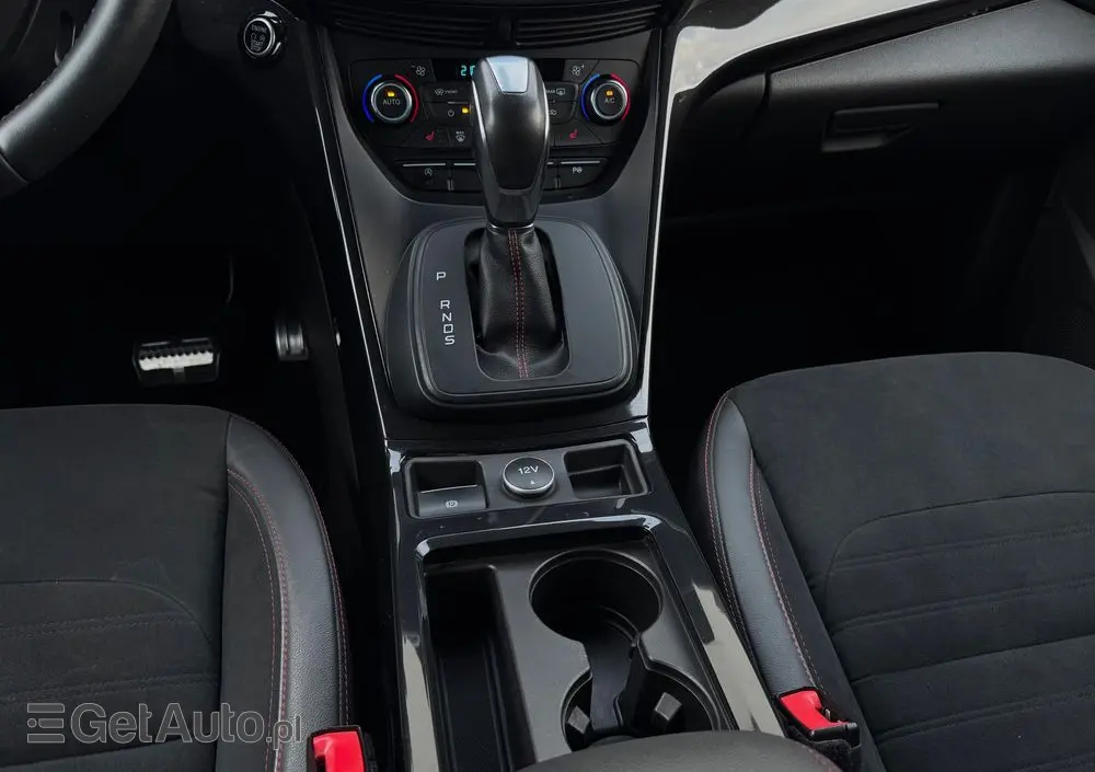 FORD Kuga 2.0 TDCi 4x4 ST-Line