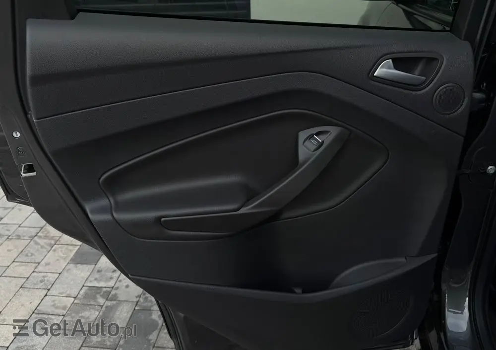 FORD Kuga 2.0 TDCi 4x4 ST-Line