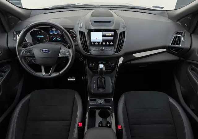 FORD Kuga 2.0 TDCi 4x4 ST-Line