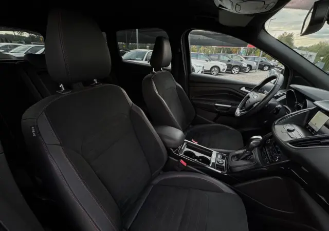 FORD Kuga 2.0 TDCi 4x4 ST-Line