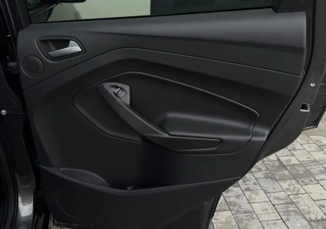 FORD Kuga 2.0 TDCi 4x4 ST-Line