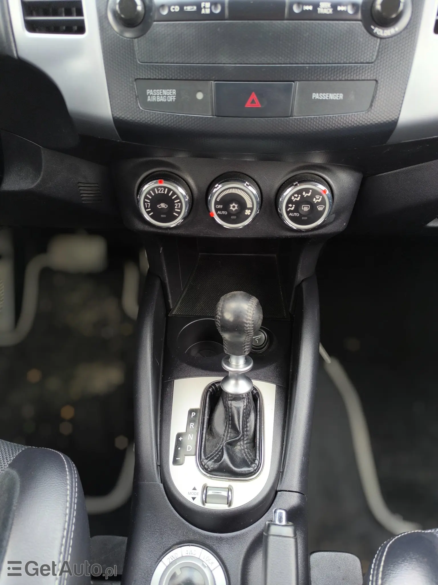 PEUGEOT 4007 Platinum