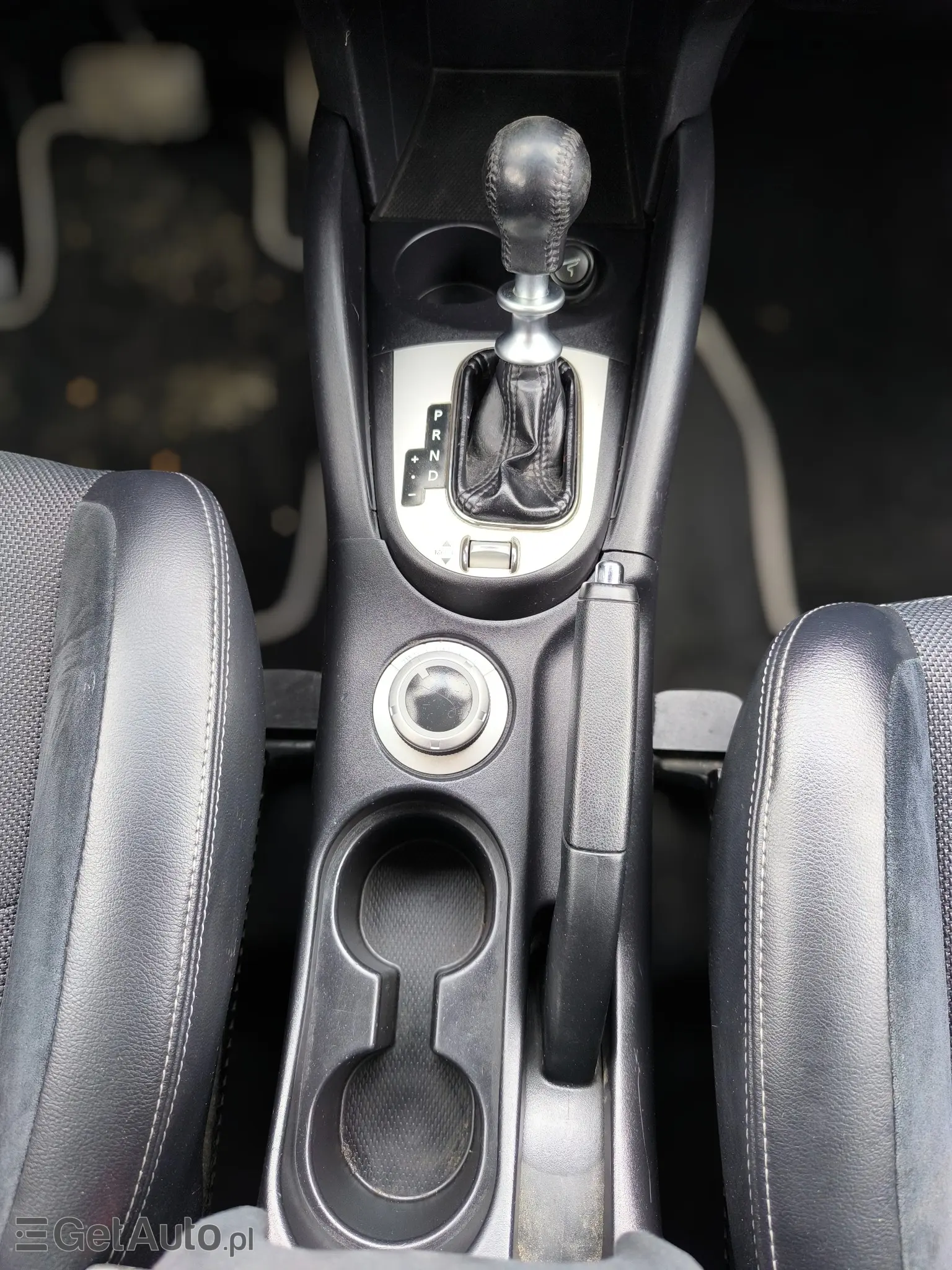 PEUGEOT 4007 Platinum