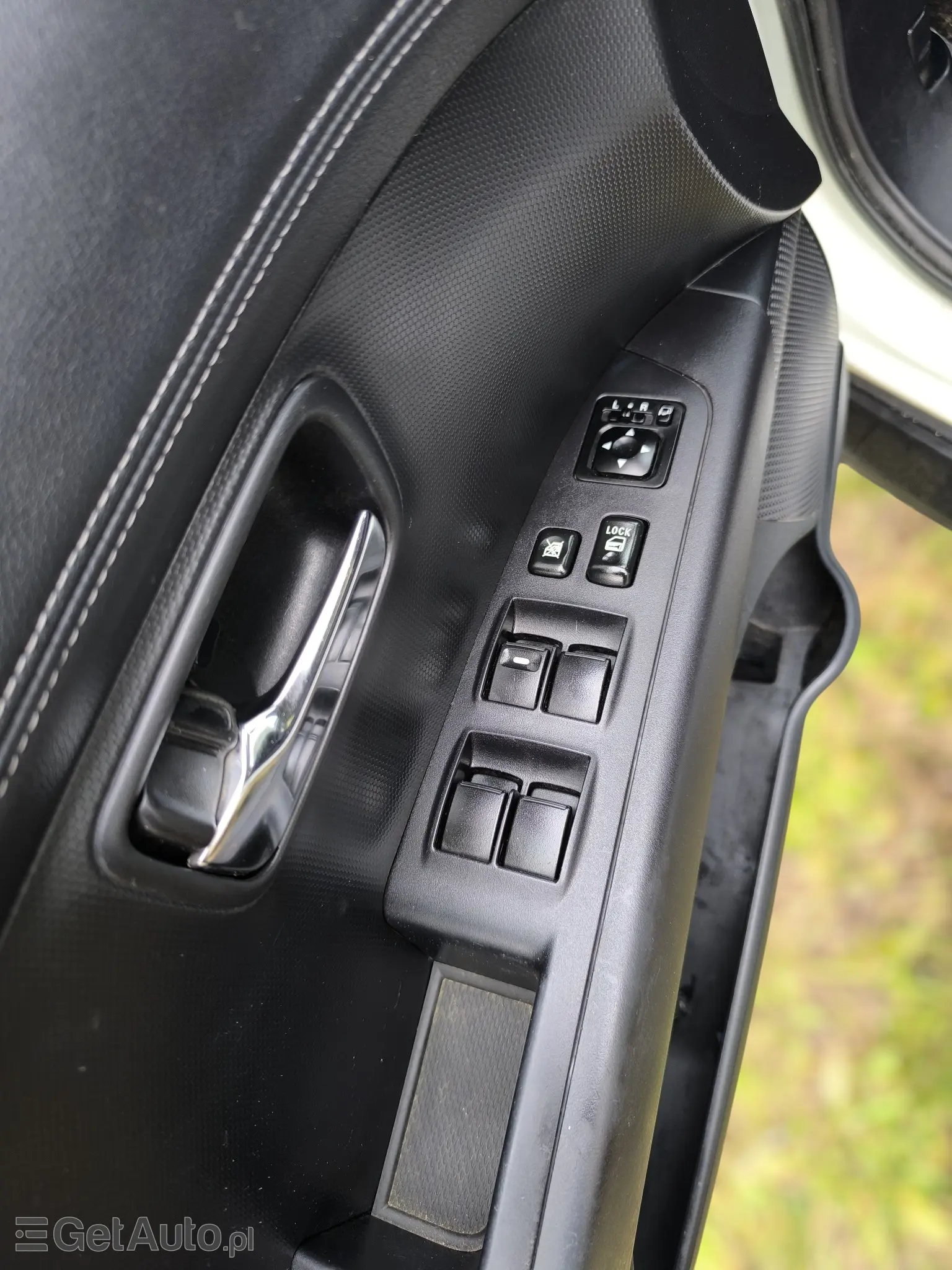 PEUGEOT 4007 Platinum