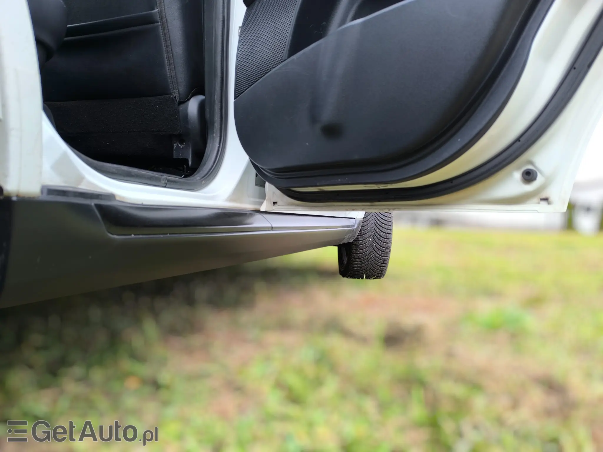 PEUGEOT 4007 Platinum